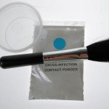 uv-poederset_met_kwast_blauw
